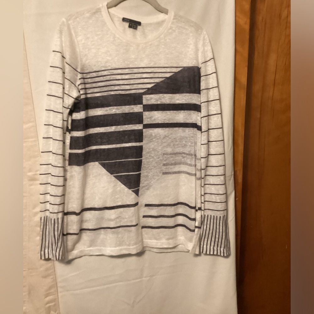 VINCE KNITTED  Artistic ,contrast strip block print TOP Sz S